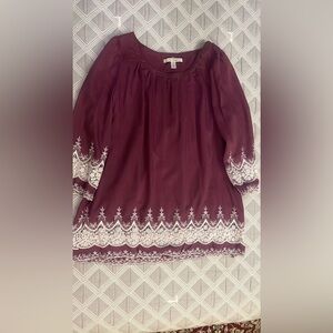 Trinity Plum color Blouse with White Lace Trim size S